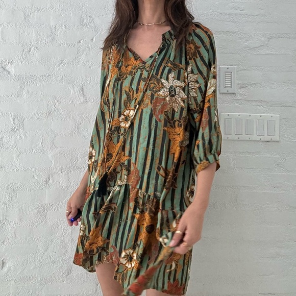 Natalie Martin Dress - Picture 2 of 7